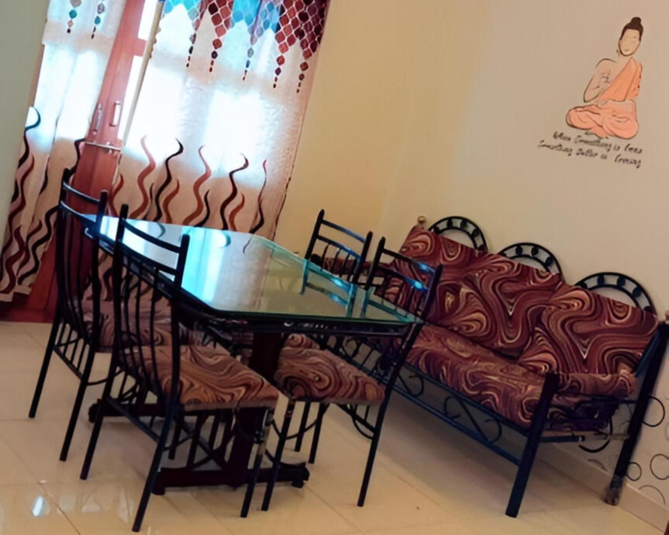 Ronne's Beachway 2bhk